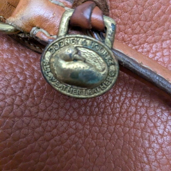 Dooney & Bourke crossbody - Picture 7 of 16